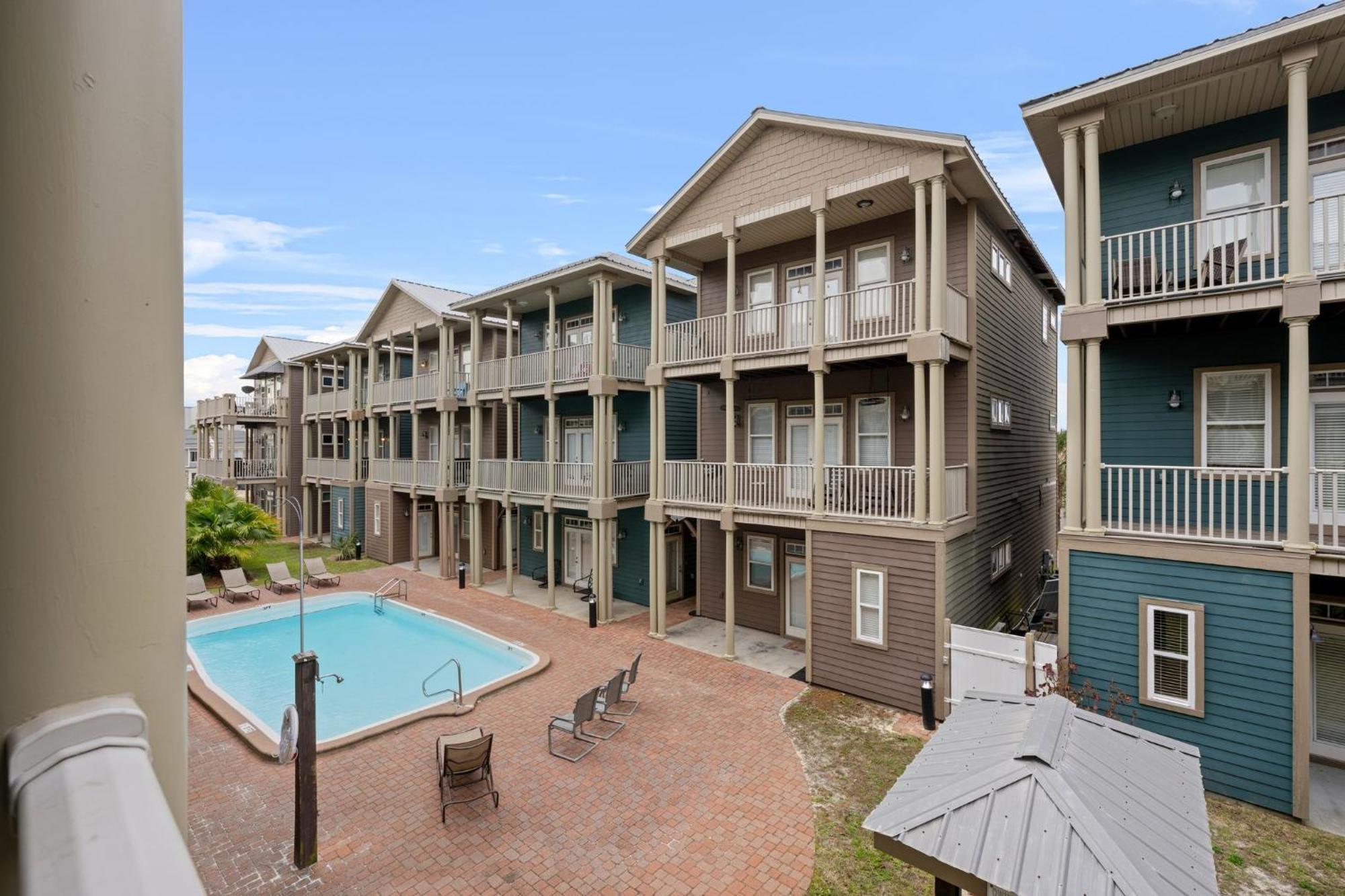 Crescent Moon Palace - A Luxury Home With Pool, Parking, Just Steps To The Beach Panama City Beach Bagian luar foto