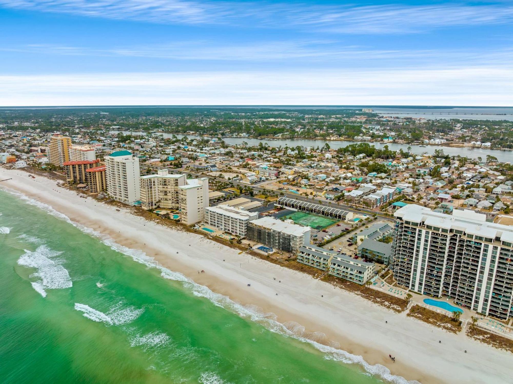 Crescent Moon Palace - A Luxury Home With Pool, Parking, Just Steps To The Beach Panama City Beach Bagian luar foto