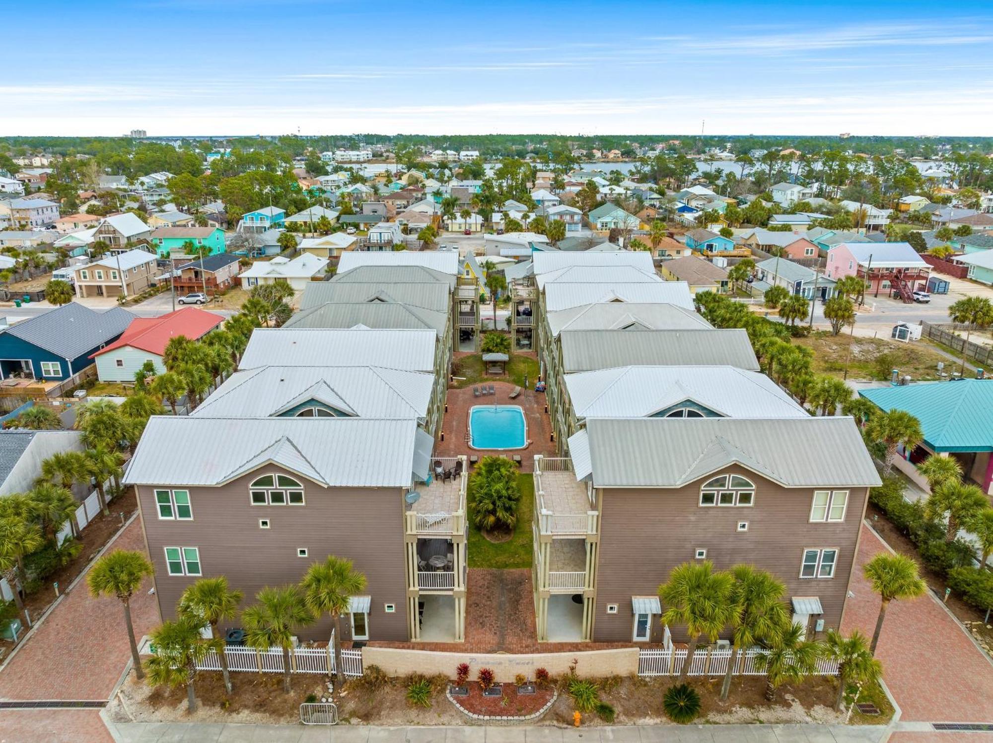 Crescent Moon Palace - A Luxury Home With Pool, Parking, Just Steps To The Beach Panama City Beach Bagian luar foto
